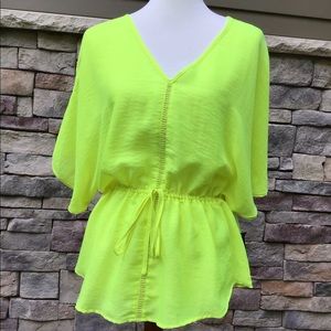 A.n.a. A new approach Blouse NWT Aloha Yellow
